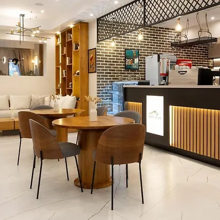 Apartment Pirin Sense Family Ap - - Free Parking - Lobby - Bbq Bansko